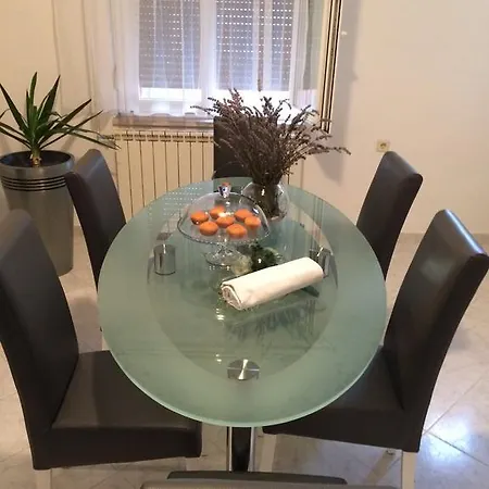 Apartment T&j *