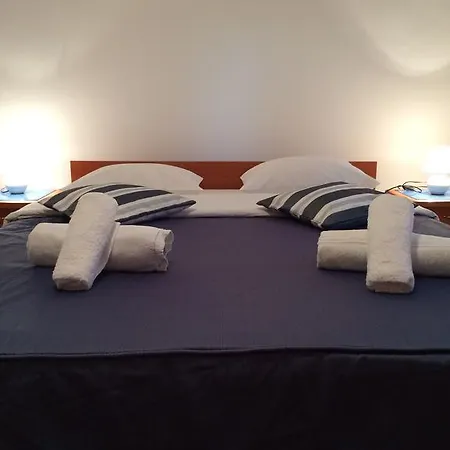 T&j Apartament *